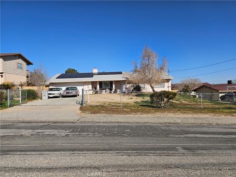 Photo of 17940 Alder St, Hesperia, CA 92345 (MLS # IV26019371)