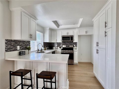 831 W Cerritos Rialto CA 92376