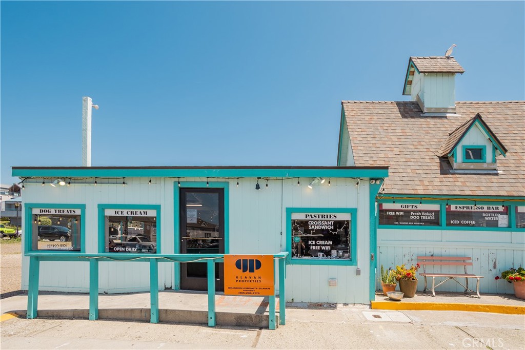 830 Embarcadero