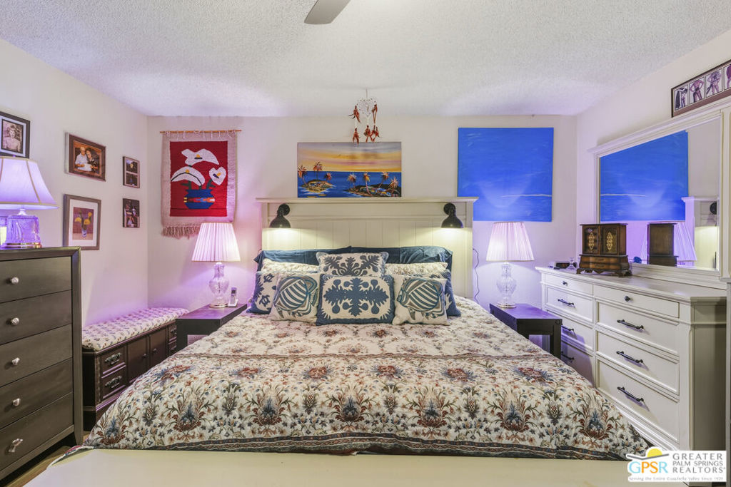 Pueblo Sands - Residential