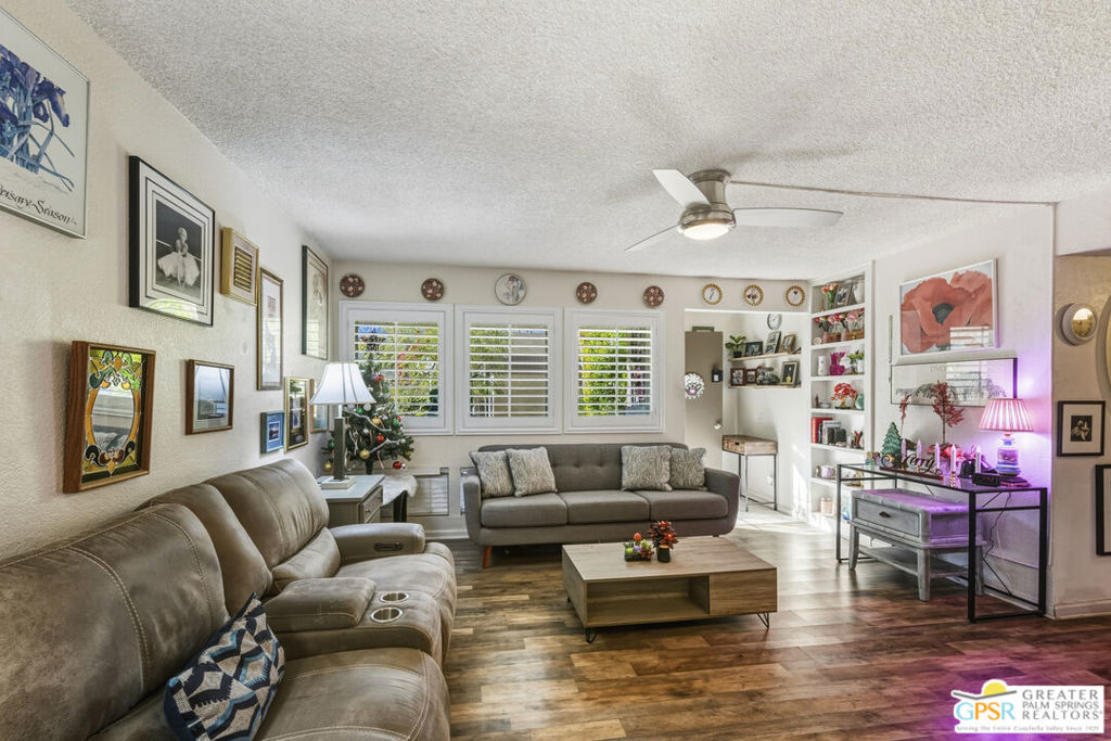 Pueblo Sands - Residential