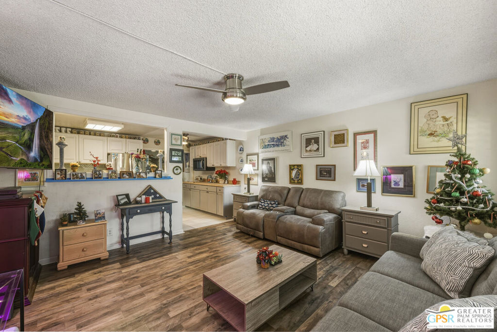 Pueblo Sands - Residential