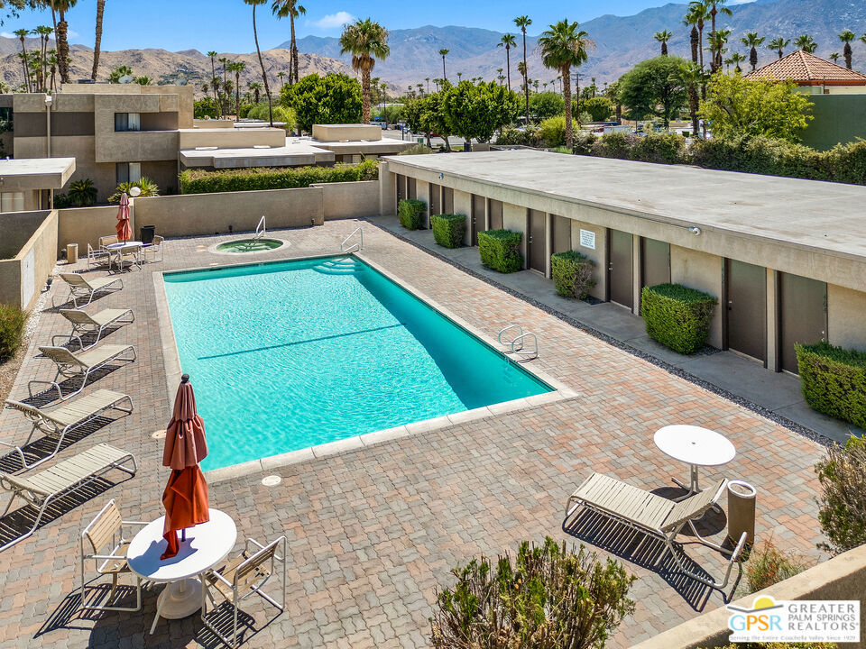 Pueblo Sands - Residential