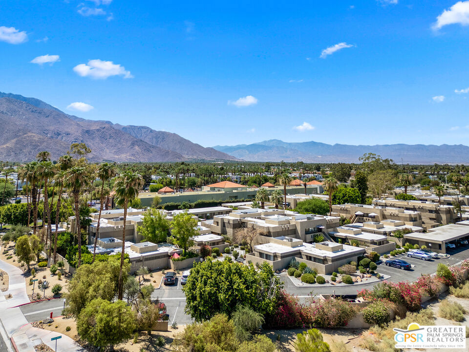 Pueblo Sands - Residential