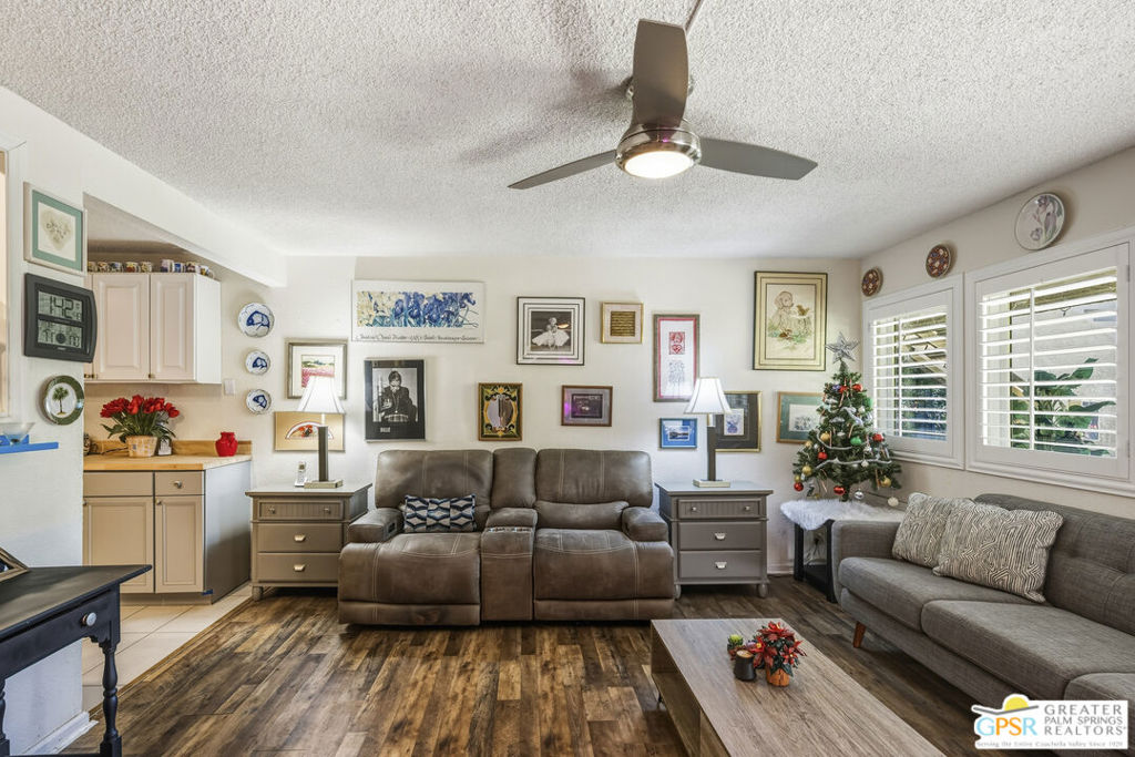 Pueblo Sands - Residential