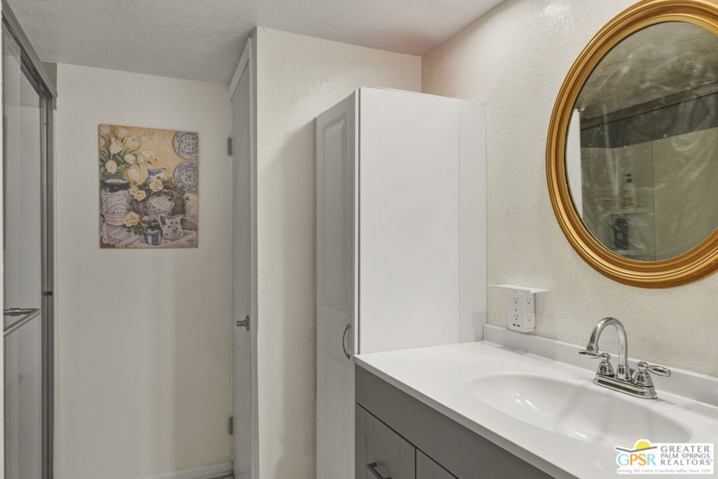 Pueblo Sands - Residential