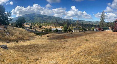 Photo of 14934 Hoberg Dr, Cobb, CA 95426 (MLS # LC25193684) Photo of 14934 Hoberg Dr, Cobb, CA 95426 (MLS # LC25193684)