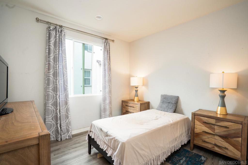 Oceanside - Residential