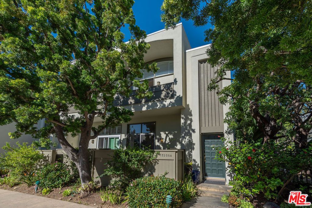 Photo of 13238 Fiji Way #A, Marina Del Rey, CA 90292 (MLS # 26639157)