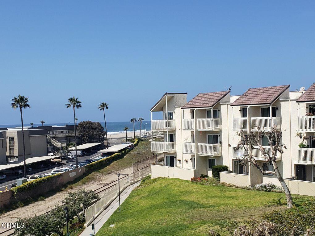271 S Ventura Road 298