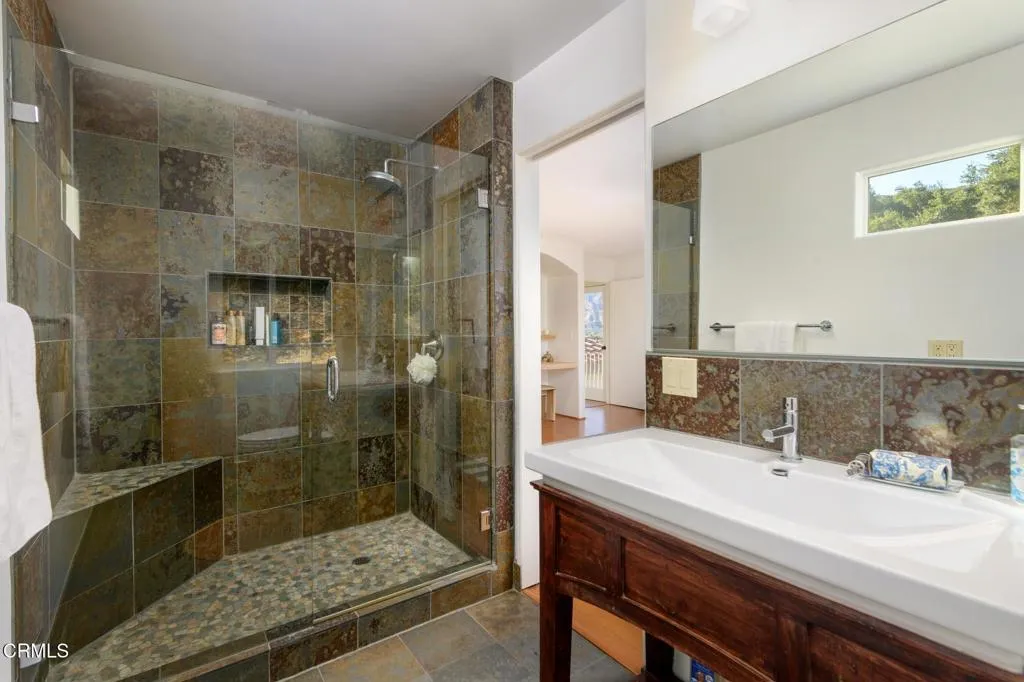 Ojai, California 93023, United States, 4 Bedrooms Bedrooms, ,4 BathroomsBathrooms,Residential,Active,169641