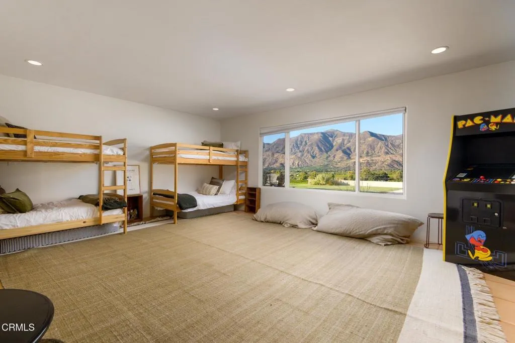 Ojai, California 93023, United States, 4 Bedrooms Bedrooms, ,4 BathroomsBathrooms,Residential,Active,169641