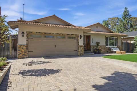 Photo of 4036 Lemoyne Way, Campbell, CA 95008 (MLS # ML82051434)
