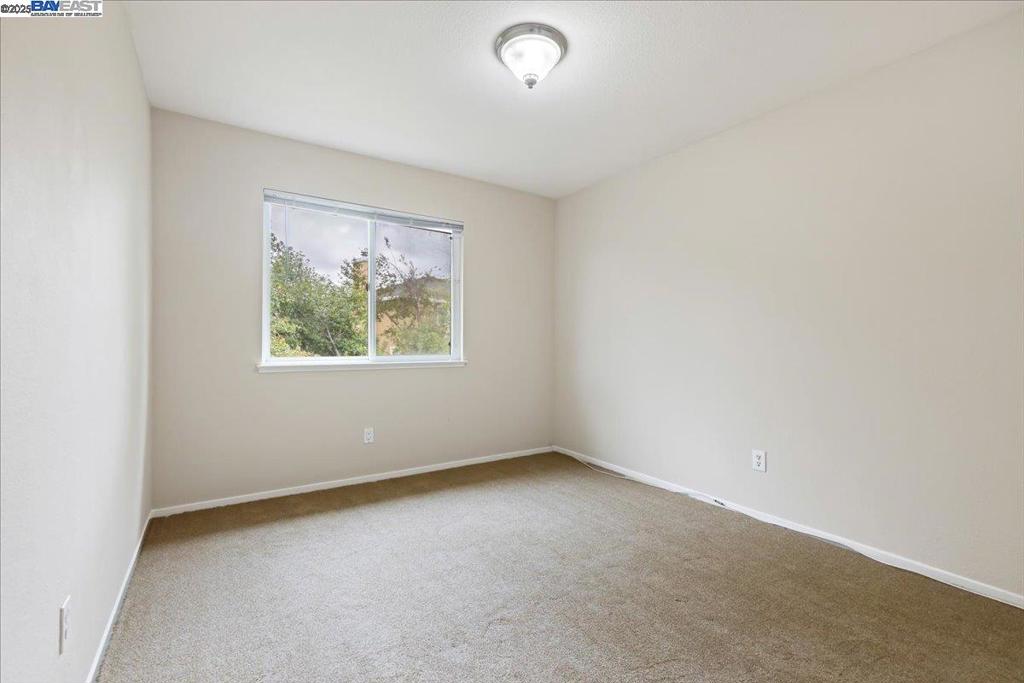 MILL CREEK - Residential