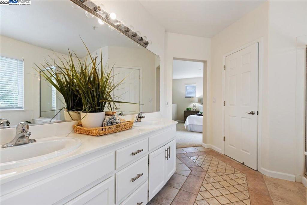 MILL CREEK - Residential