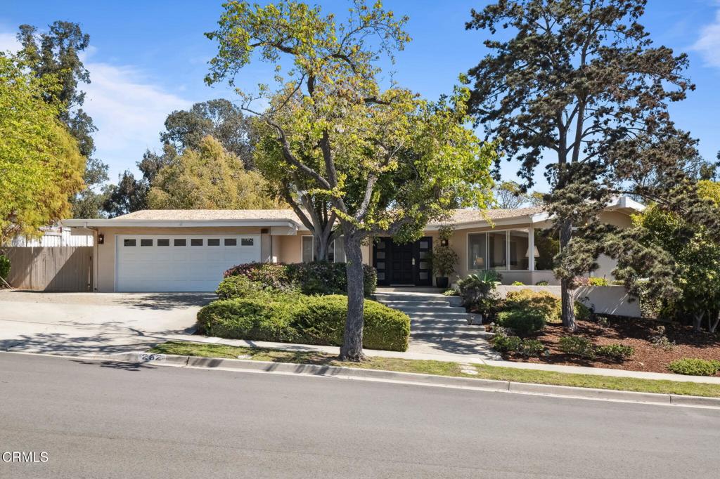262 Crestwood Avenue