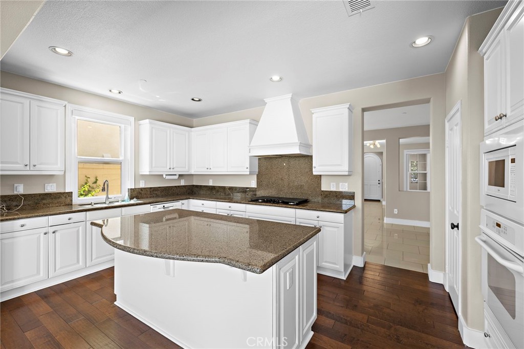 San Lucar (SANL) - Residential Lease