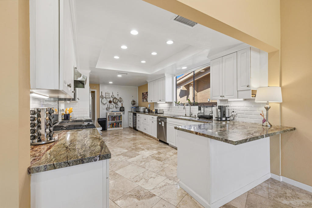 Desert Horizons C.C. - Residential