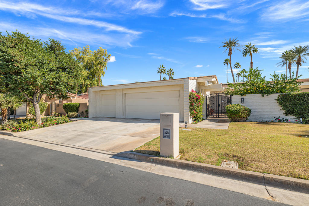 Desert Horizons C.C. - Residential