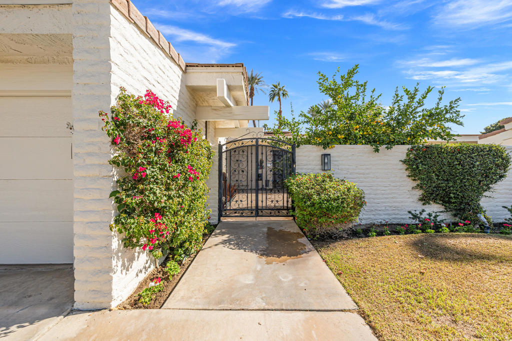 Desert Horizons C.C. - Residential