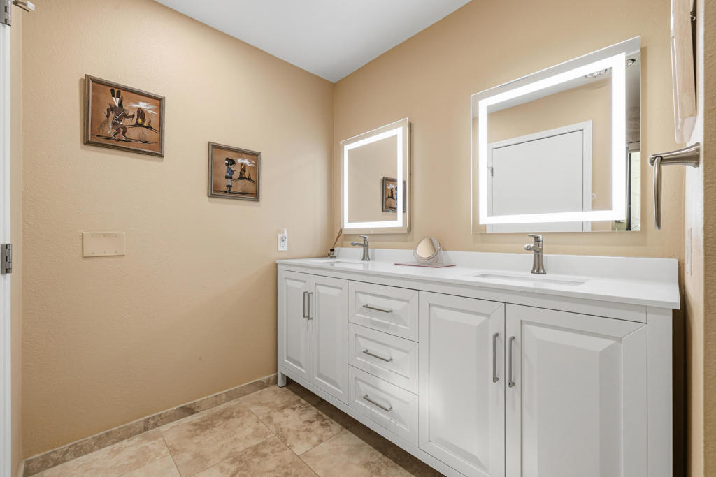 Desert Horizons C.C. - Residential