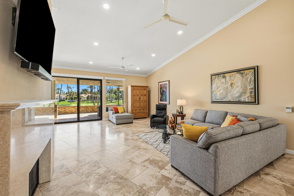 Desert Horizons C.C. - Residential