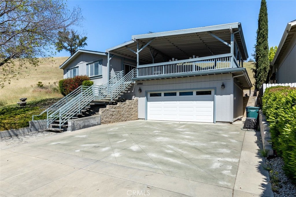 2986 Bridle Trail Lane