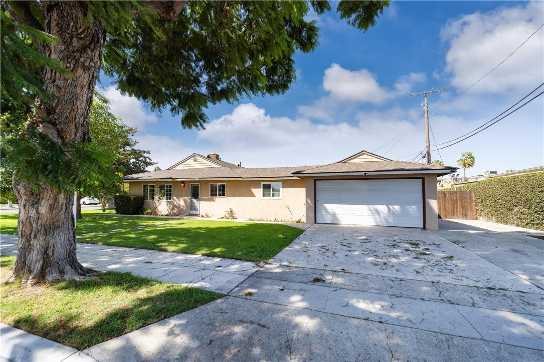 650 S Hazelwood