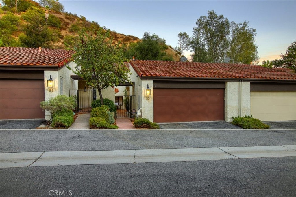 50 Glenflow Court