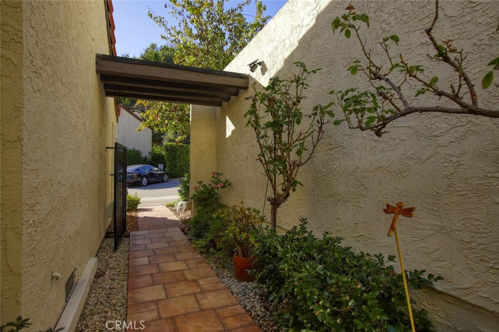 50 Glenflow Court