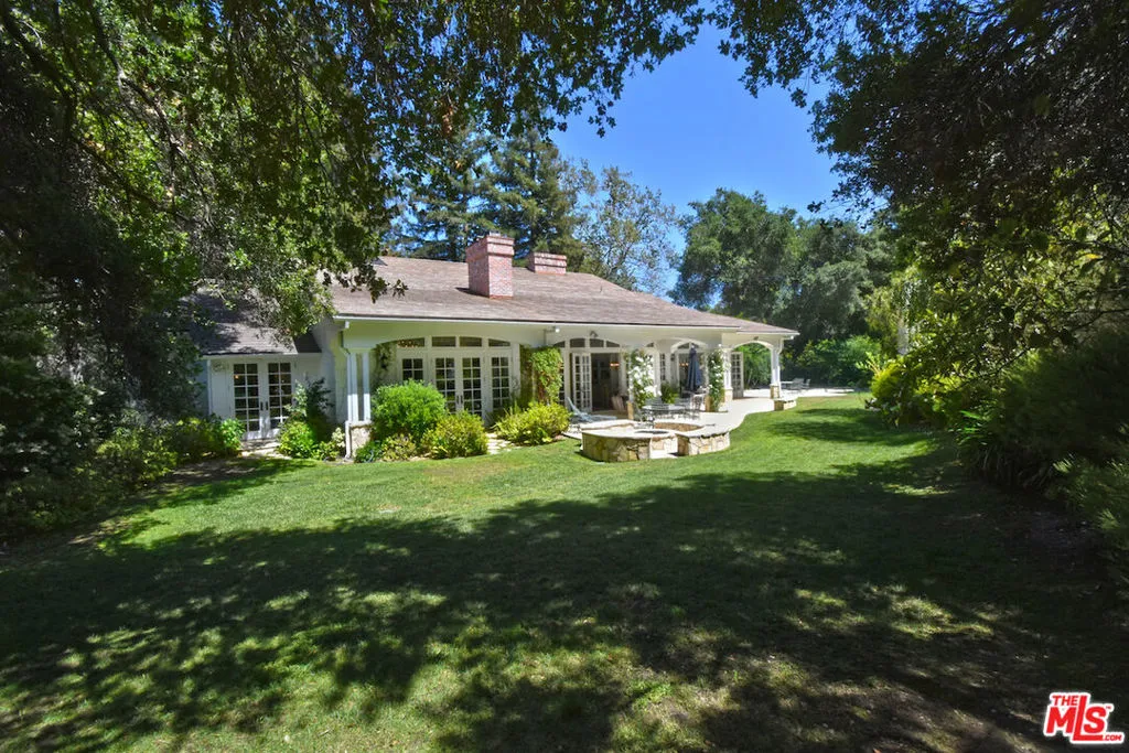 Encino, California 91436, United States, 5 Bedrooms Bedrooms, ,4 BathroomsBathrooms,Residential,Active,152460