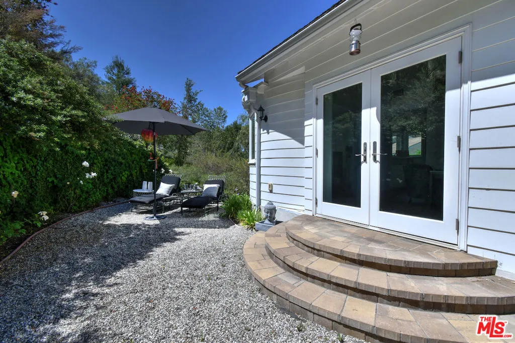 Encino, California 91436, United States, 5 Bedrooms Bedrooms, ,4 BathroomsBathrooms,Residential,Active,152460