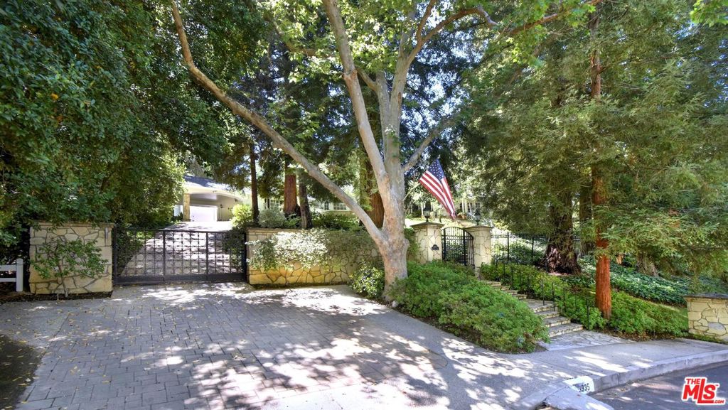 3935 Valley Meadow Road