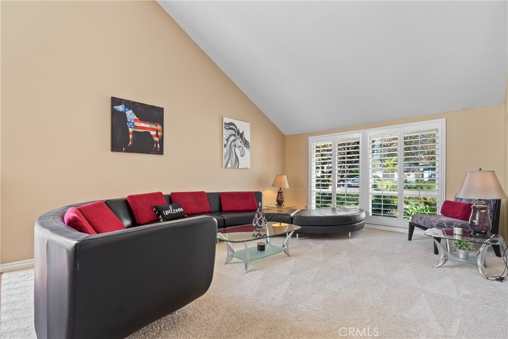 9543 Sunflower Street