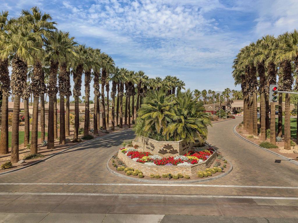 Palm Valley CC - Residential