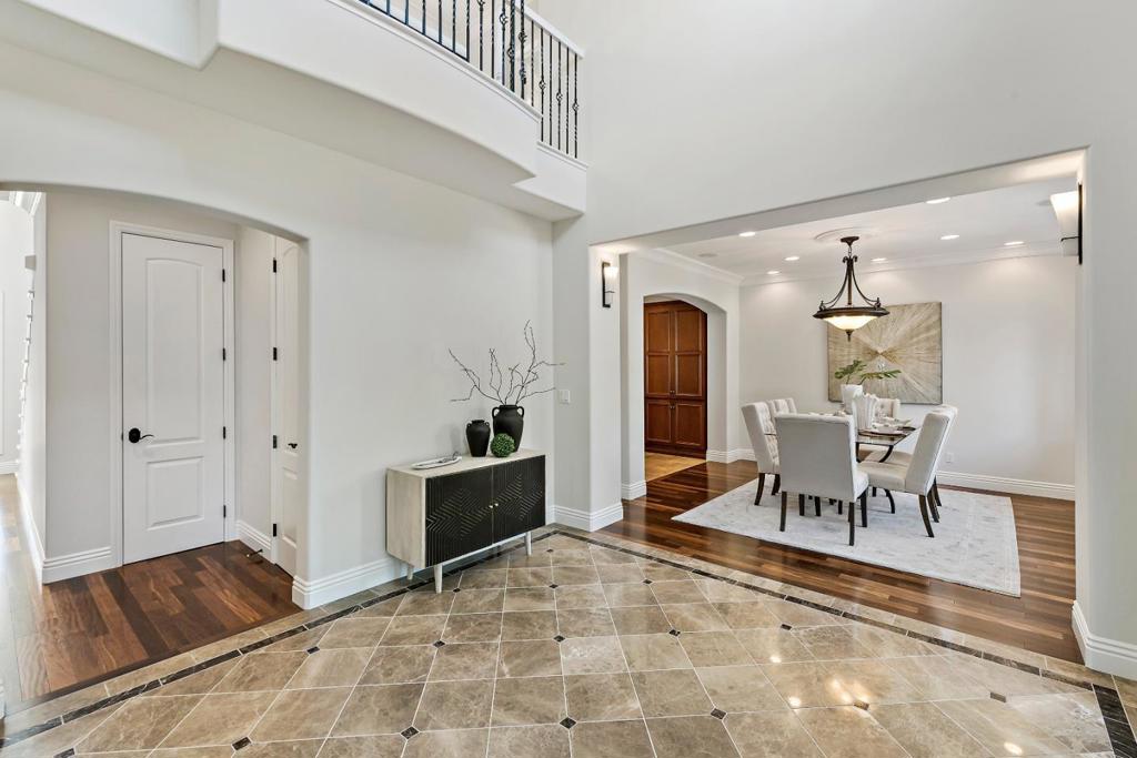 16464 Shady View Lane