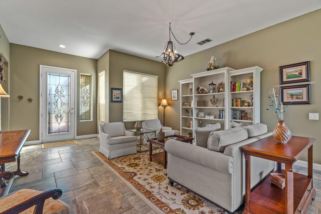 Heritage Palms CC - Residential