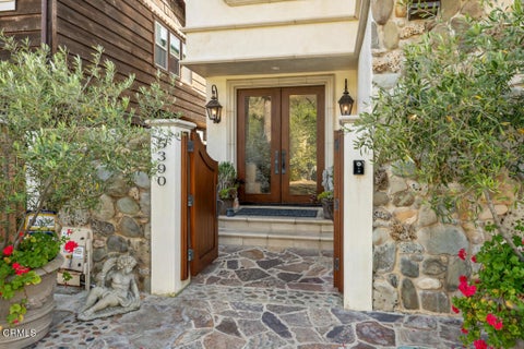 Tiny photo for 5390 Rincon Beach Park Drive, Ventura, CA 93001 (MLS # V1-37166)