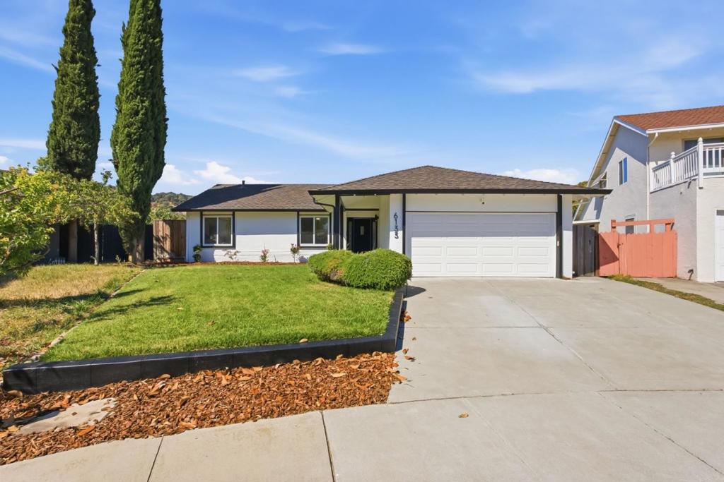 6133 Maree Court