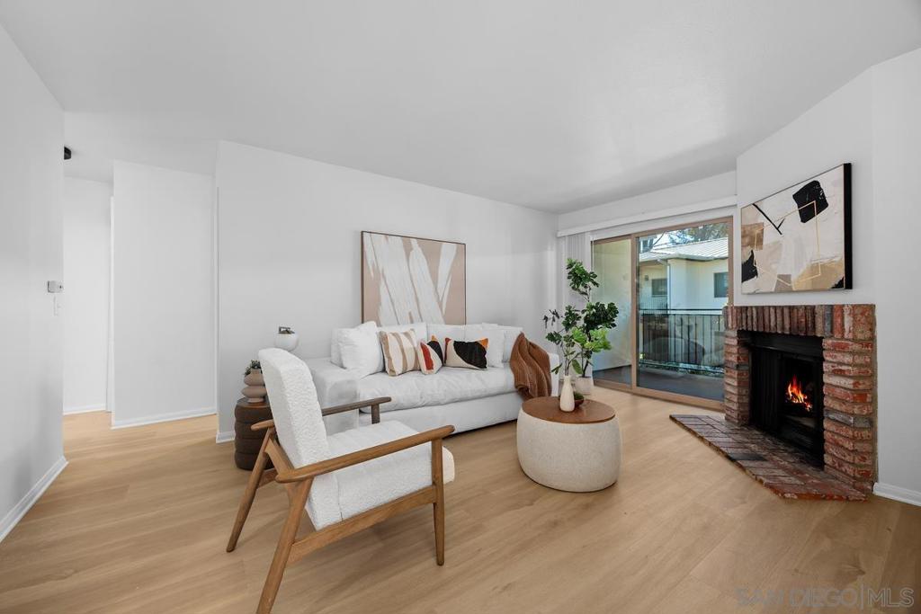1650 S El Camino Real 206