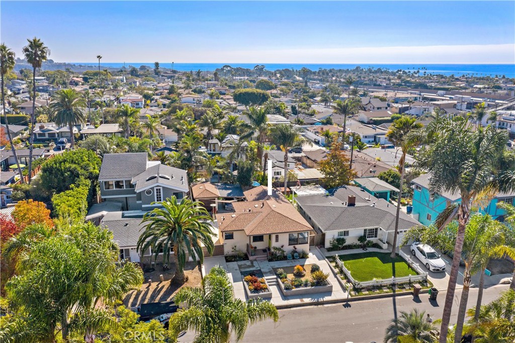 120 Avenida Santa Inez