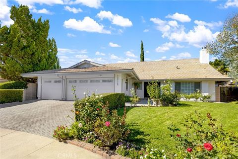 Photo of 12115 Braemore Pl #Main, Porter Ranch, CA 91326 (MLS # BB25242996) Photo of 12115 Braemore Pl #Main, Porter Ranch, CA 91326 (MLS # BB25242996)