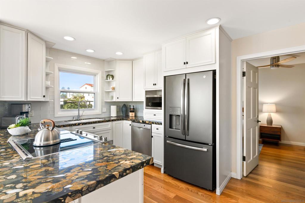 La Jolla - Residential Lease