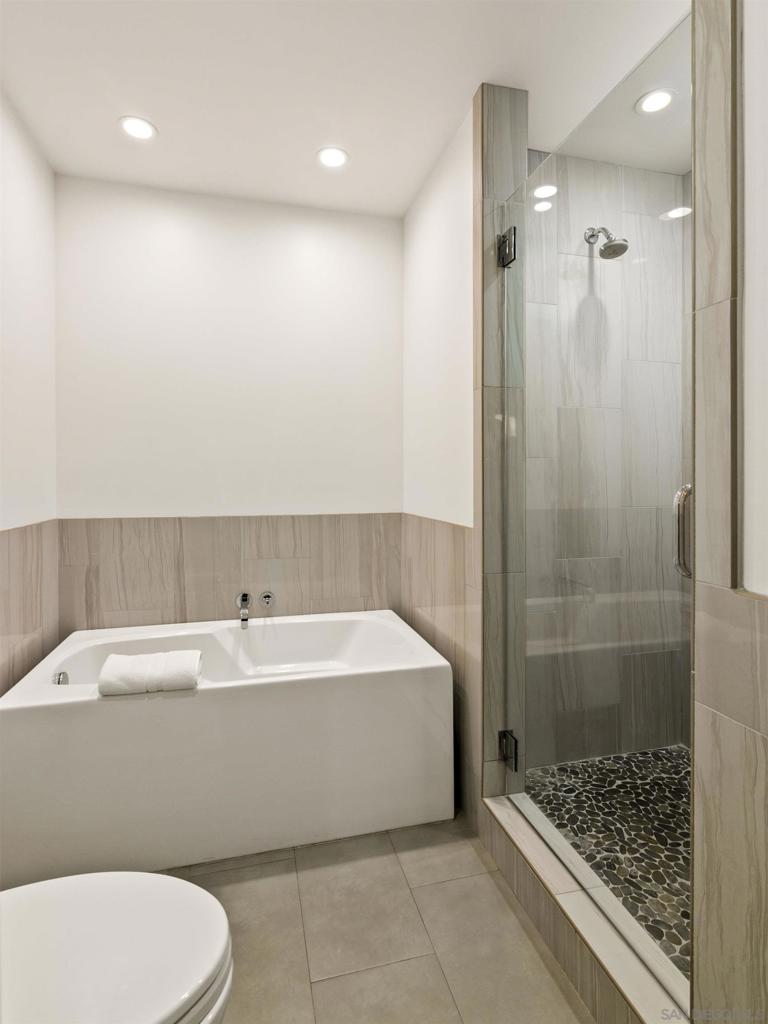 La Jolla - Residential Lease