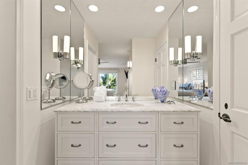 La Jolla - Residential Lease