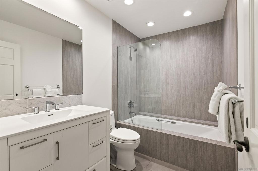 La Jolla - Residential Lease