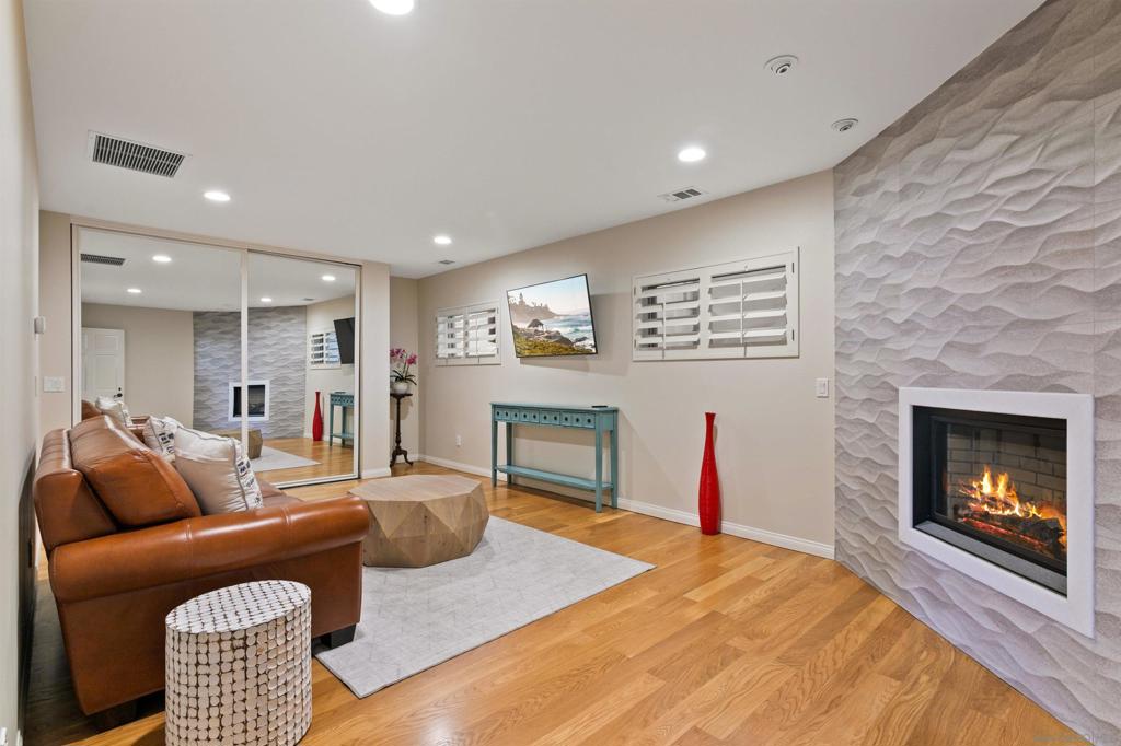 La Jolla - Residential Lease