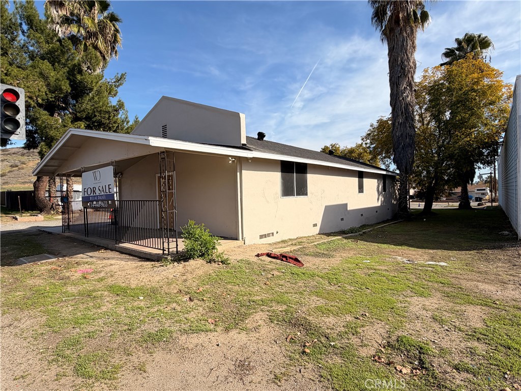 30830 Riverside Drive