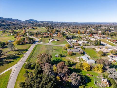 Tiny photo for 9220 Carmel Rd, Atascadero, CA 93422 (MLS # NS25276020)