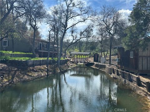 Photo of 4456 Mount Bullion Cut Off, Catheys Valley, CA 95306 (MLS # MP26044507)